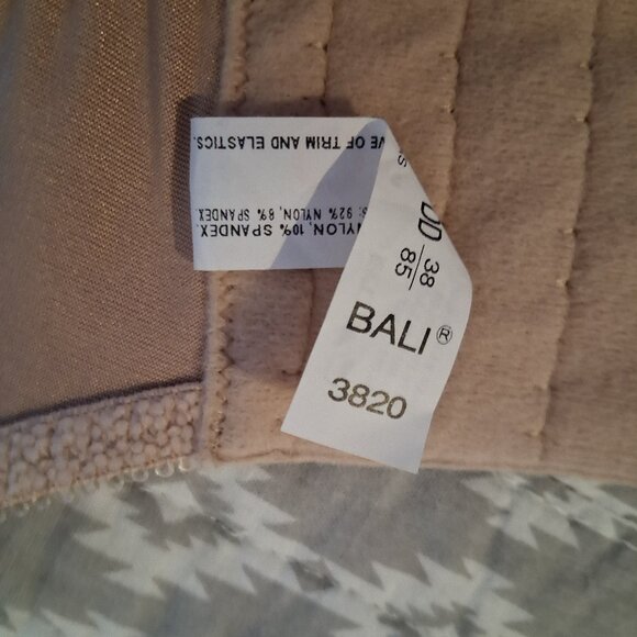 Bali Double Support Wireless Bra Cool Comfort Style # DF3820 Nude 38DD stretch - Picture 4 of 4